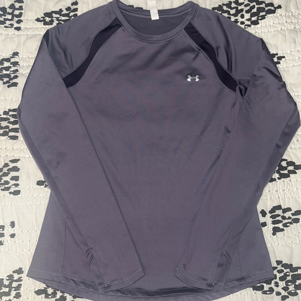 Under Armour Cold Gear fleece lined athletic top with thumb holes, size S
